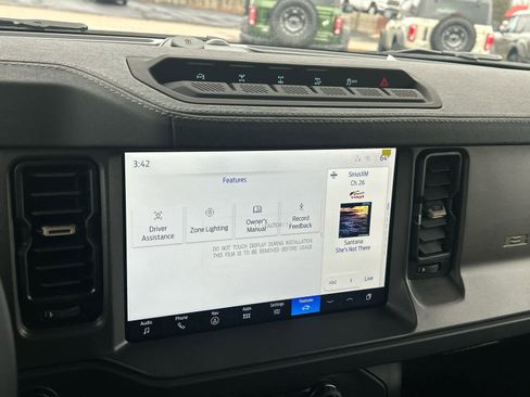 New 2025 Ford Bronco Badlands image 40