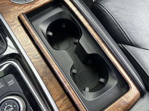 Used 2021 Nissan Armada SL w/ Captain's Chairs Package image 35