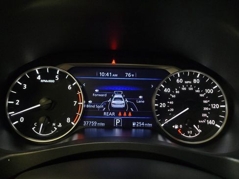Used 2025 Nissan Altima 2.5 SV FWD image 23