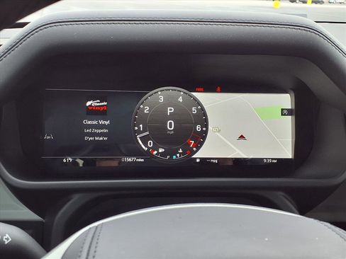 Used 2024 Land Rover Defender 110 X-Dynamic SE image 27