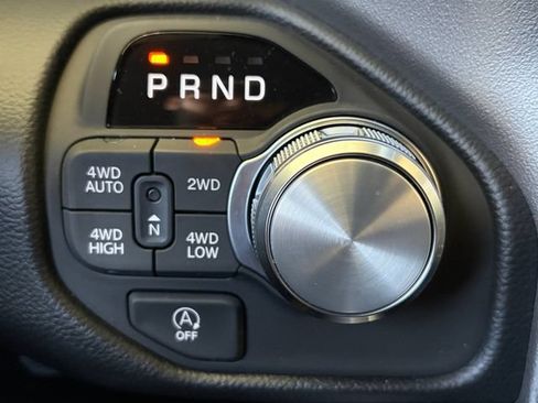 New 2026 RAM 1500 Laramie AWD/4WD image 21