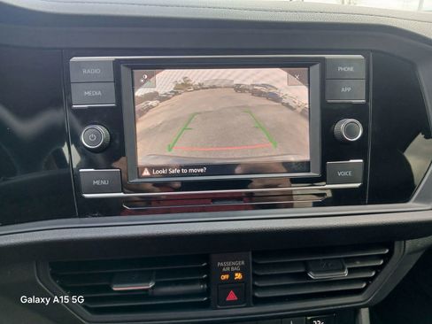 Used 2020 Volkswagen Jetta SE w/ SE Cold Weather Package image 33