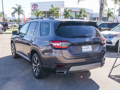 Used 2024 Honda Pilot Elite image 9