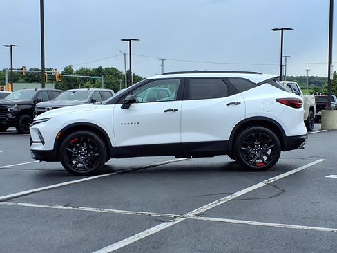 Certified 2024 Chevrolet Blazer LT w/ Redline Edition FWD image 2