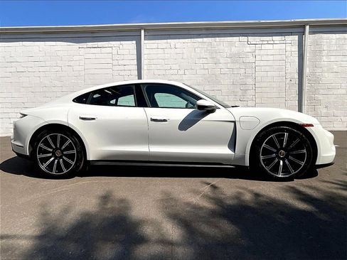 Certified 2024 Porsche Taycan image 6