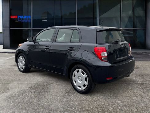 Used 2014 Scion xD image 3