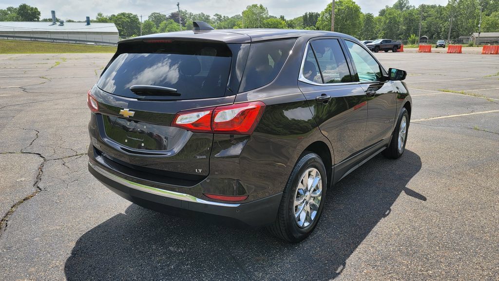 Used 2020 Chevrolet Equinox LT w/ Driver Convenience Package FWD image 12