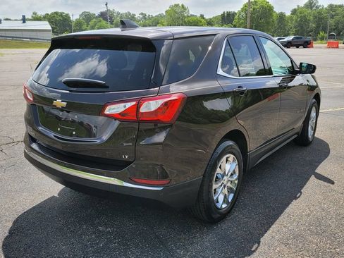 Used 2020 Chevrolet Equinox LT w/ Driver Convenience Package FWD image 12
