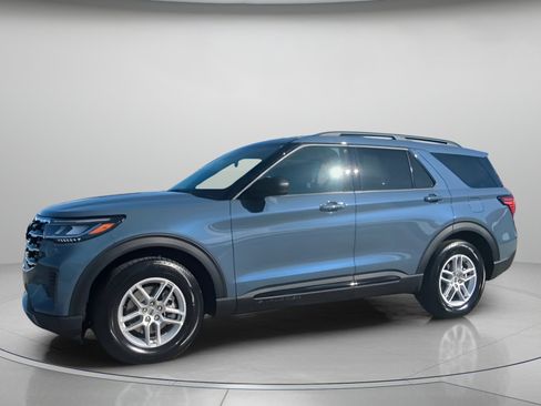 New 2026 Ford Explorer Active image 13