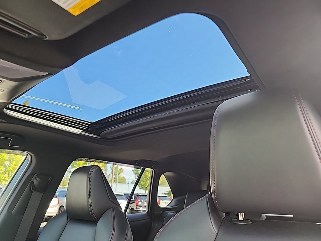 Used 2022 Toyota RAV4 XSE AWD/4WD image 13