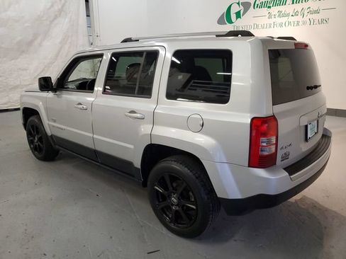 Used 2011 Jeep Patriot 70th Anniversary w/ Sun/Sound Group AWD/4WD image 4
