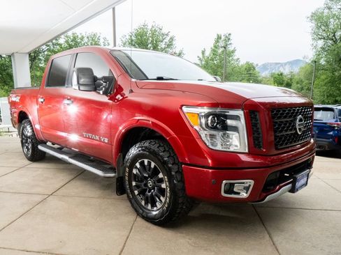 Used 2019 Nissan Titan PRO-4X w/ Pro-4x Convenience Package AWD/4WD image 2