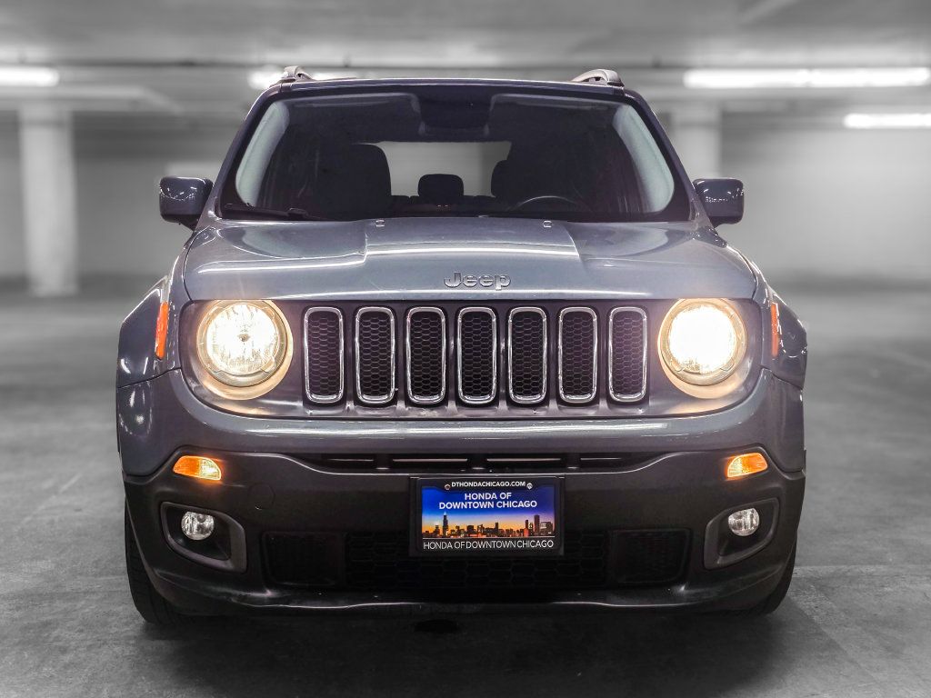 Used 2017 Jeep Renegade Latitude FWD image 11