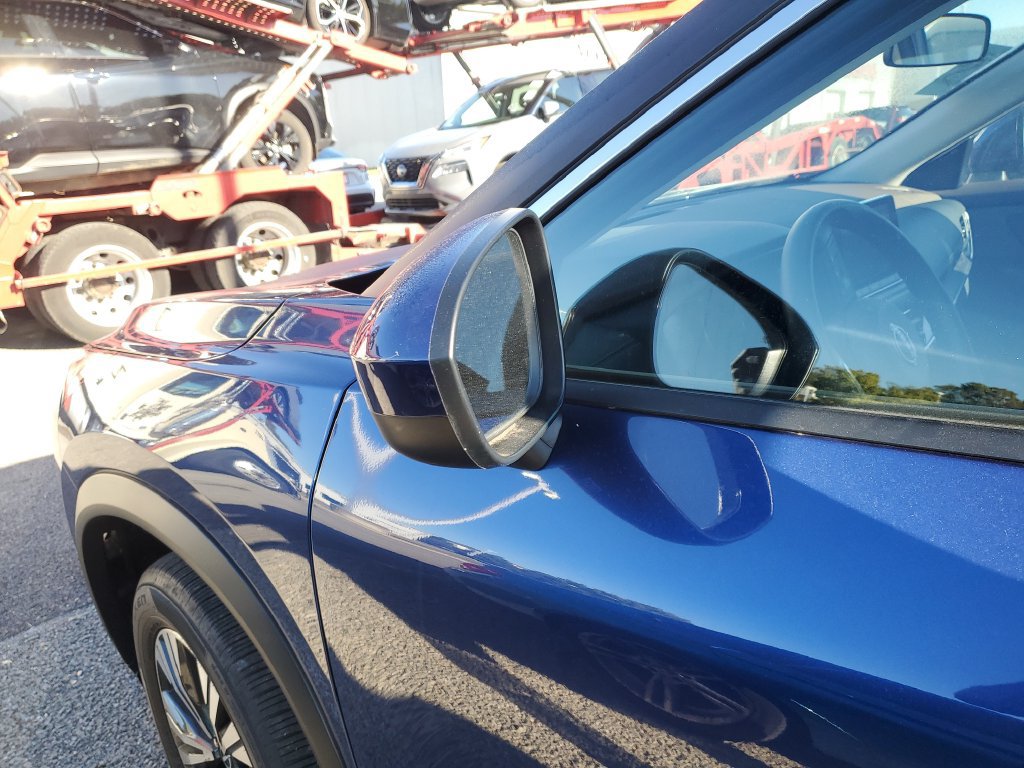 Certified 2023 Nissan Rogue SV AWD/4WD image 10