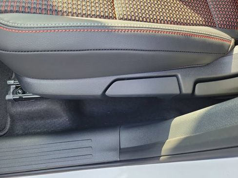 New 2026 Nissan Kicks SR w/ Cold Weather Package FWD image 17