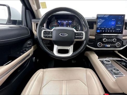 Used 2024 Ford Expedition Max Limited image 4