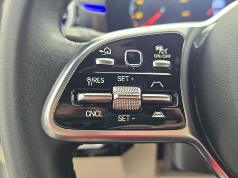 Certified 2023 Mercedes-Benz CLA 250 4MATIC image 16