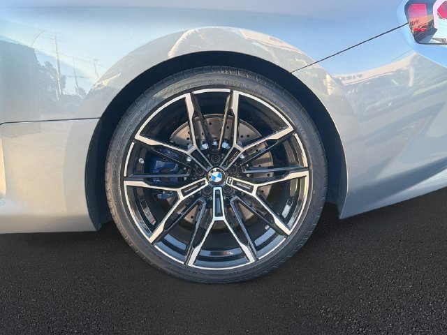 Used 2026 BMW M2 w/ Lighting Package RWD image 9