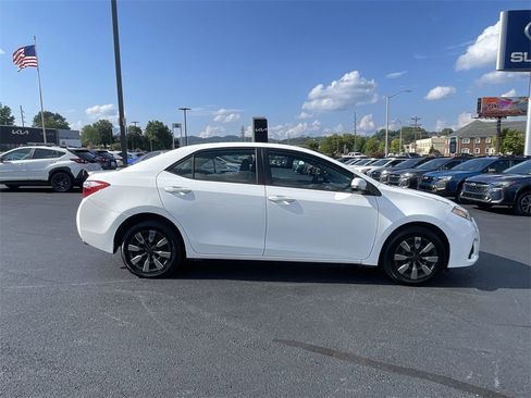 Used 2014 Toyota Corolla S image 4