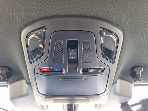 Used 2025 Subaru Outback Wilderness AWD/4WD image 21
