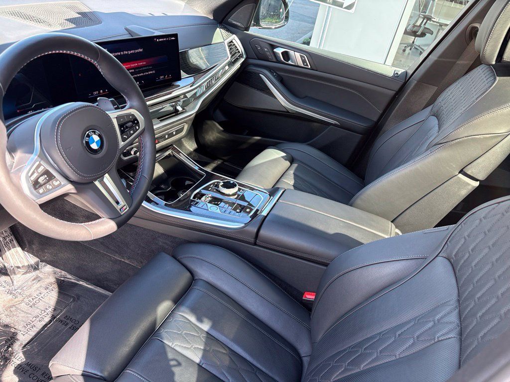 Used 2026 BMW X5 M60i AWD/4WD image 12