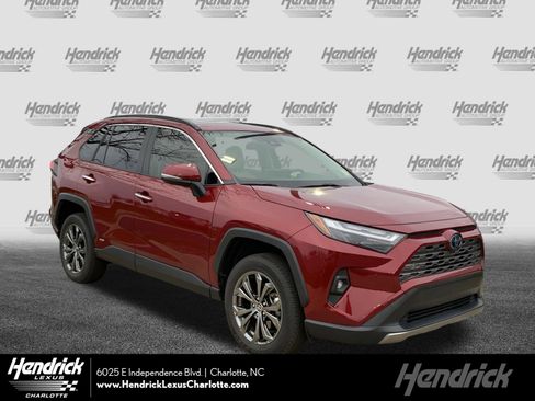 Used 2023 Toyota RAV4 Limited image 1