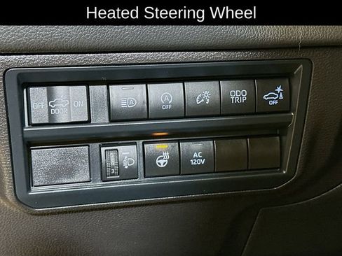 Used 2024 Toyota Tundra Limited AWD/4WD image 8