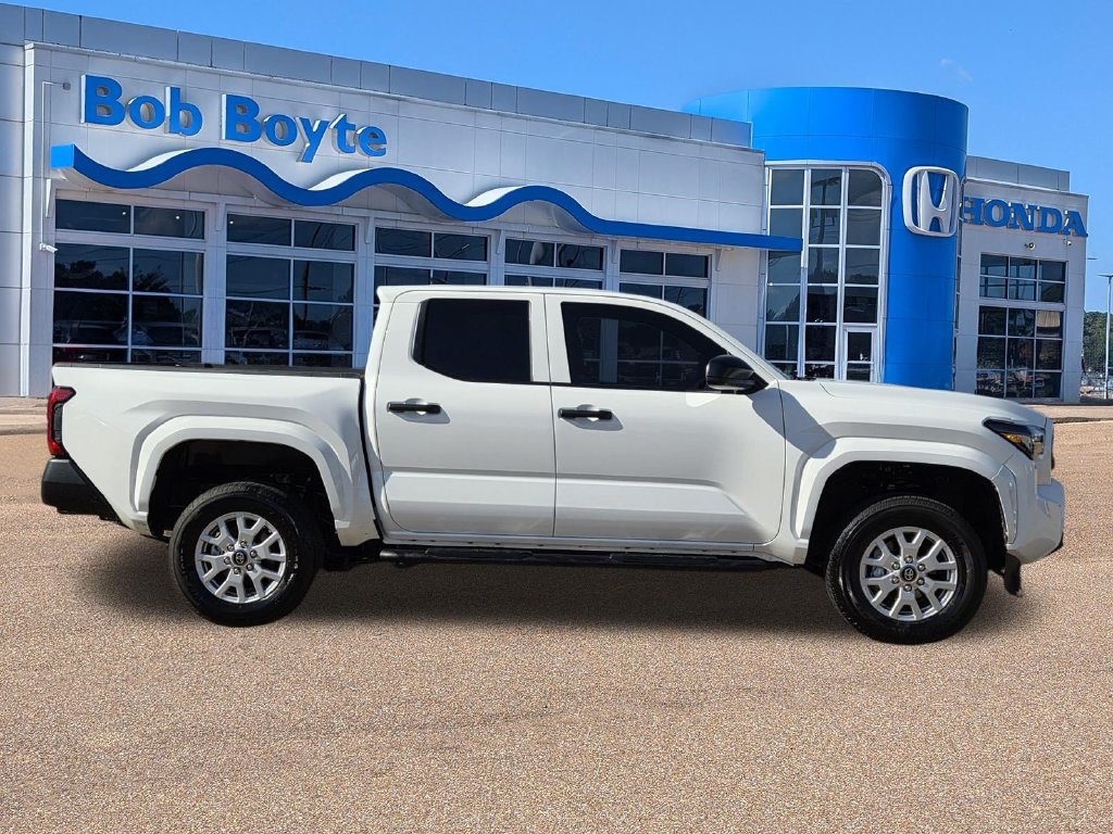 Used 2026 Toyota Tacoma SR RWD image 4