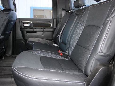 Used 2024 RAM 2500 Big Horn w/ Sport Appearance Package image 25