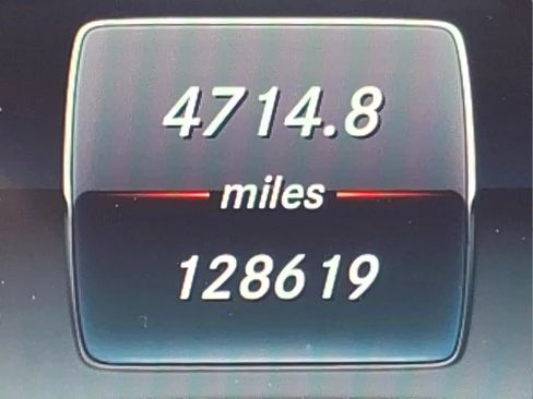 Used 2015 Mercedes-Benz S 63 AMG 4MATIC Sedan image 26