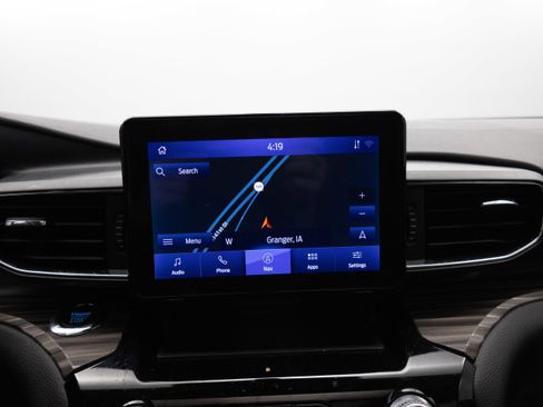 Used 2023 Ford Explorer Limited w/ Equipment Group 301A image 4