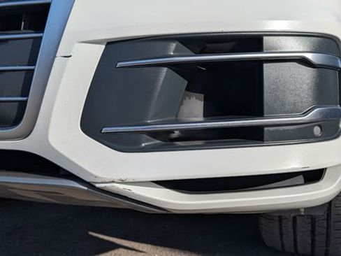 Used 2017 Audi Q7 3.0T Premium Plus image 4