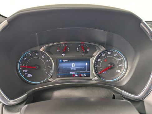 Used 2024 Chevrolet Equinox LT FWD image 16