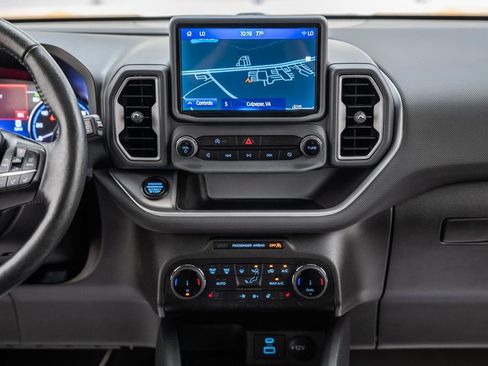 Used 2022 Ford Bronco Sport Outer Banks w/ Tech Package AWD/4WD image 21