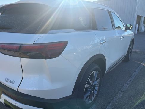 Used 2024 INFINITI QX60 Luxe image 3