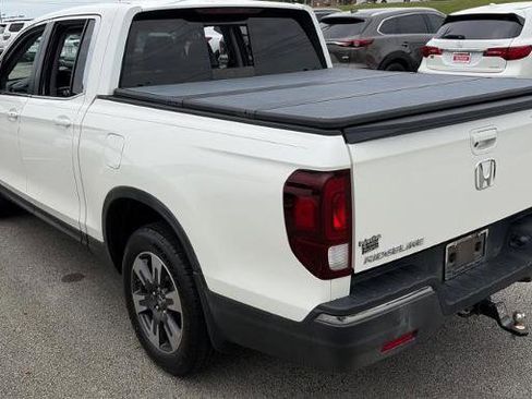 Used 2019 Honda Ridgeline RTL-T image 2