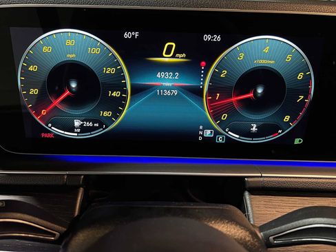 Used 2021 Mercedes-Benz GLE 350 4MATIC image 31