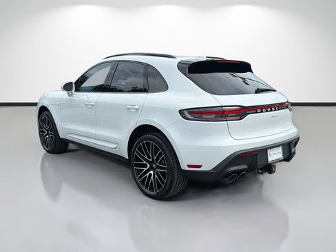 Used 2025 Porsche Macan AWD/4WD image 5