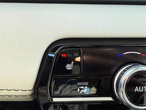 New 2026 Honda Pilot Touring image 18