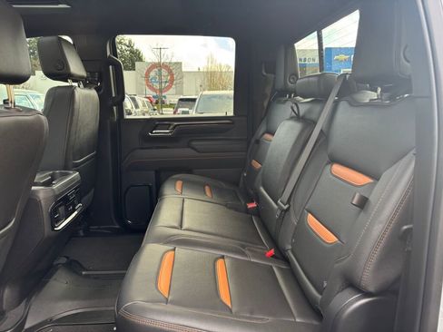 Used 2025 GMC Sierra 3500 AT4 w/ AT4 Premium Plus Package image 14