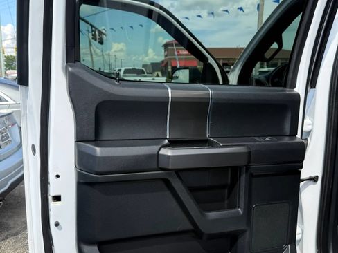 Used 2019 Ford F150 XLT w/ Equipment Group 302A Luxury AWD/4WD image 16