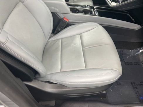 Used 2022 Lincoln Corsair AWD w/ Premium Package image 23