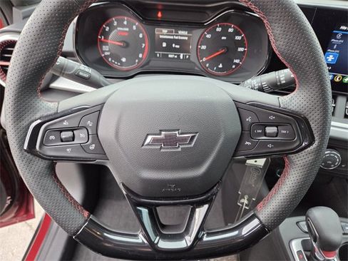 Certified 2024 Chevrolet Trax RS w/ Driver Confidence Package image 18