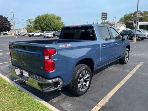 Used 2024 Chevrolet Silverado 1500 LT AWD/4WD image 8
