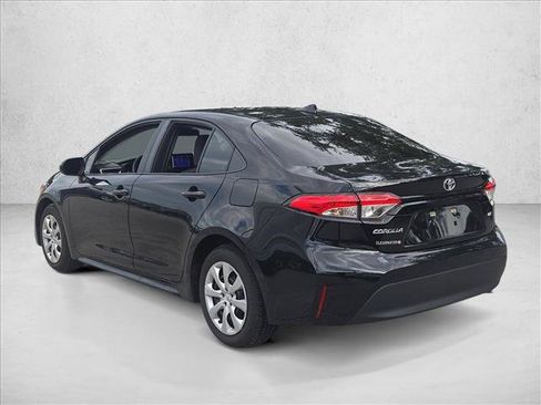 Used 2024 Toyota Corolla LE FWD image 7