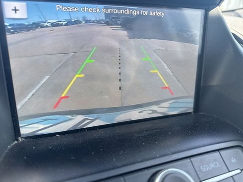 Used 2018 Ford Escape SE w/ SE Sync 3 Package FWD image 8
