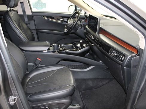 Used 2022 Lincoln Nautilus Reserve w/ Equipment Group 201A image 29