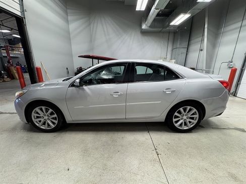 Used 2014 Chevrolet Malibu LT image 4