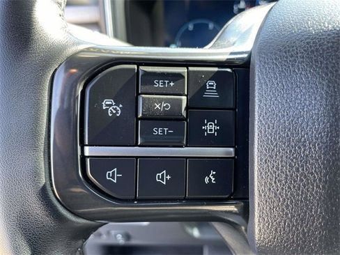 Certified 2025 Ford F250 Platinum image 21