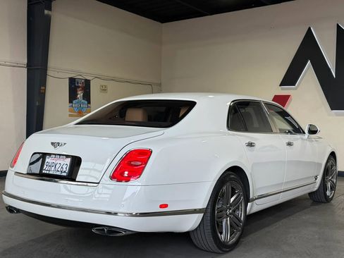 Used 2013 Bentley Mulsanne RWD image 4